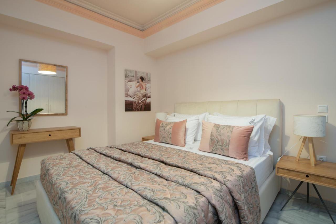 זקינטוס טאון Exanimo Luxury Apartments מראה חיצוני תמונה