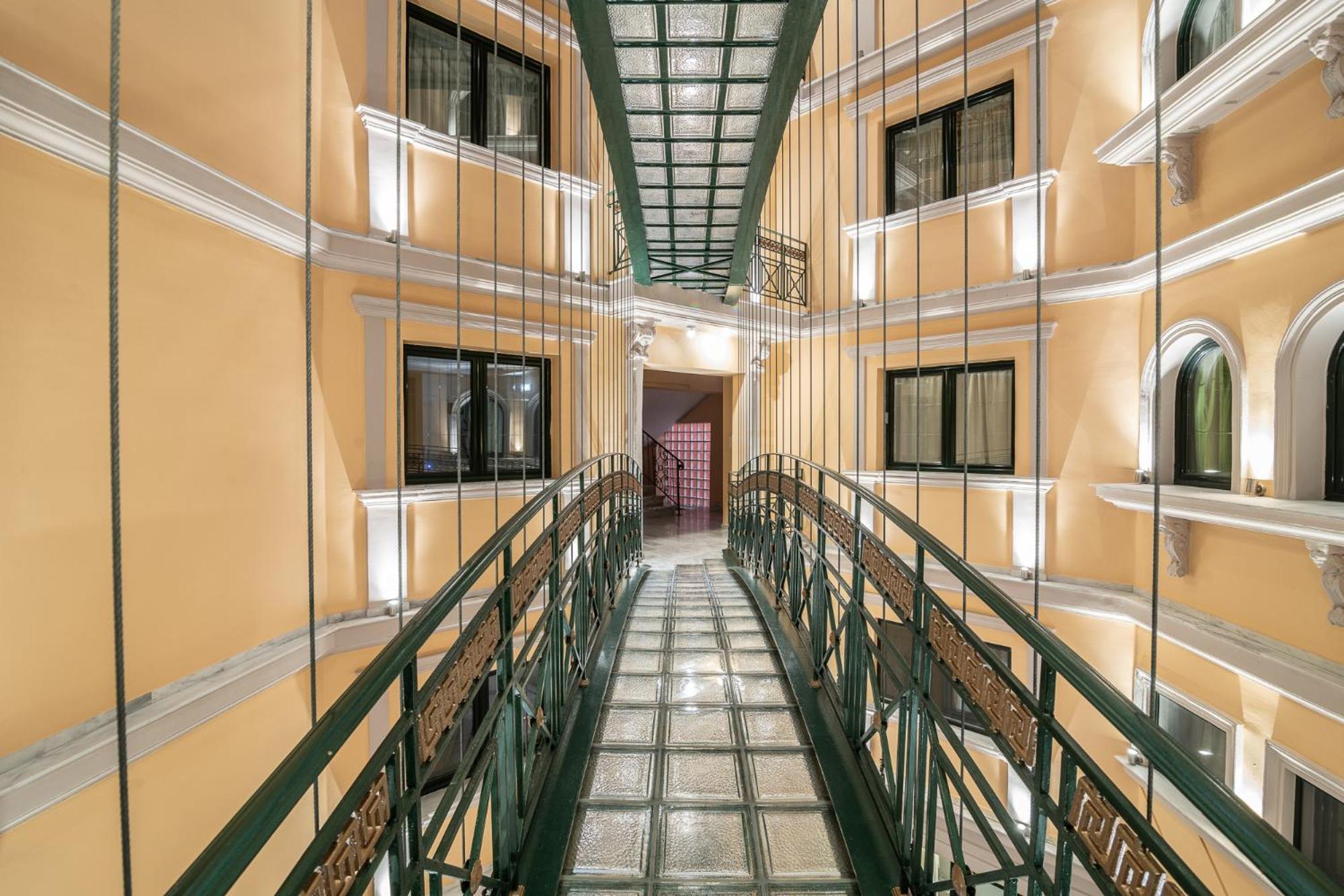 זקינטוס טאון Exanimo Luxury Apartments מראה חיצוני תמונה
