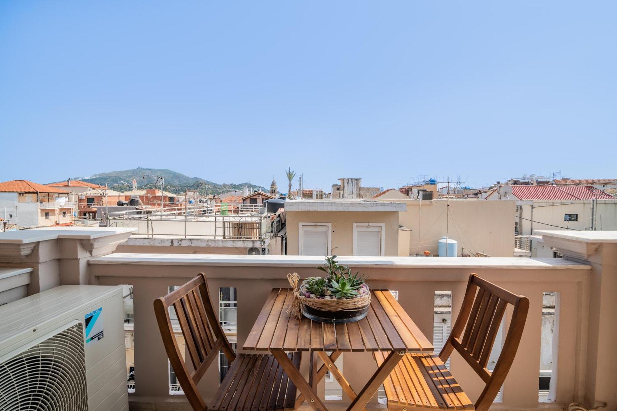 זקינטוס טאון Exanimo Luxury Apartments מראה חיצוני תמונה